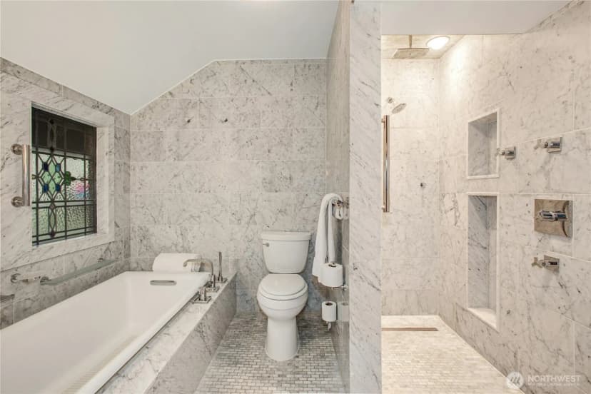Property photo for 1815 102nd Place Se, Bellevue photo 24