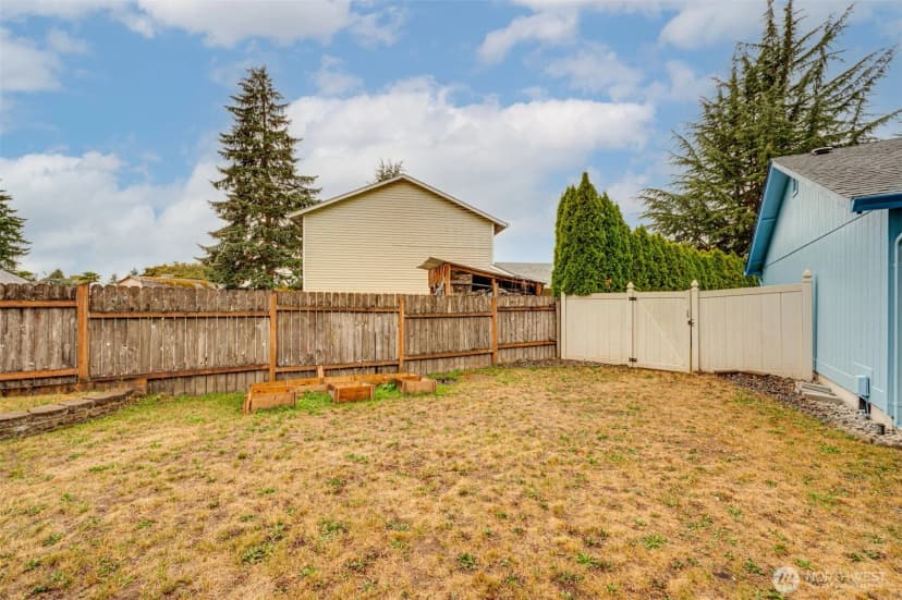 Property photo for 2185 Dahlia, Woodland photo 24