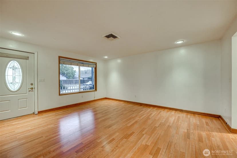 Property photo for 2185 Dahlia, Woodland photo 8