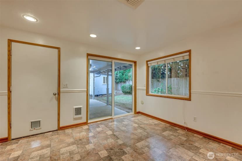 Property photo for 2185 Dahlia, Woodland photo 11