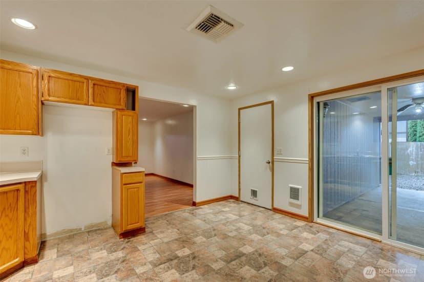 Property photo for 2185 Dahlia, Woodland photo 14