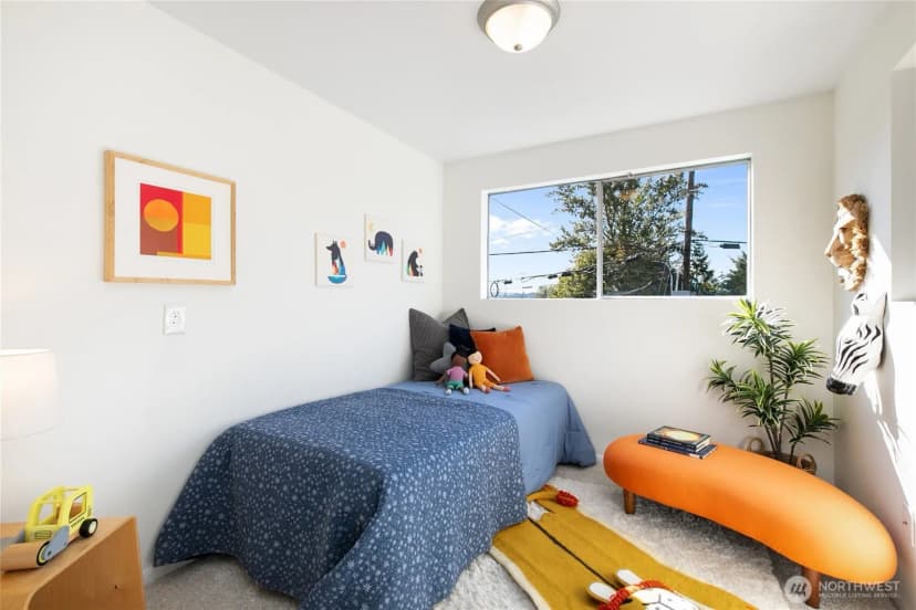 Property photo for 551 Grandey Way Ne, Renton photo 17