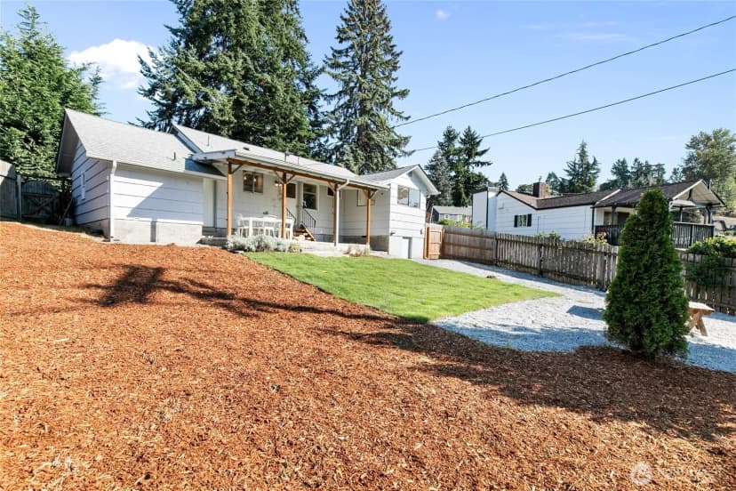 Property photo for 551 Grandey Way Ne, Renton photo 21