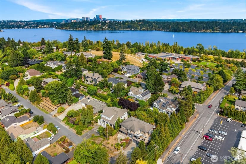Property photo for 2246 81st Avenue Se, Mercer Island photo 30