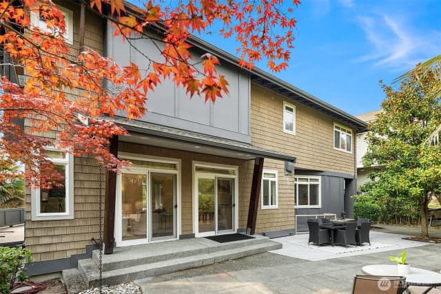 Property photo for 2246 81st Avenue Se, Mercer Island photo 2