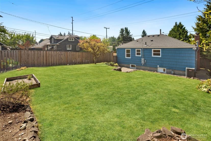 Property photo for 9200 5th Avenue Ne, Seattle photo 22