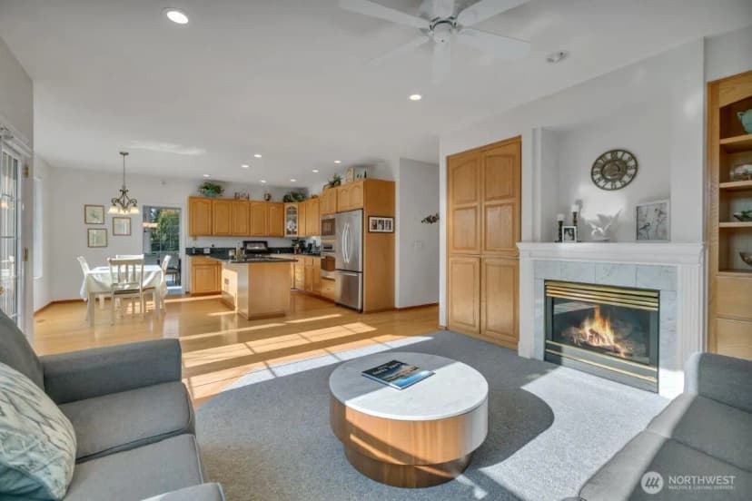 Property photo for 20204 Island Parkway E, Lake Tapps photo 10