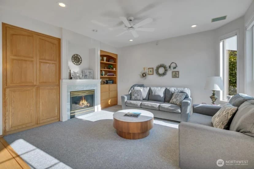 Property photo for 20204 Island Parkway E, Lake Tapps photo 9