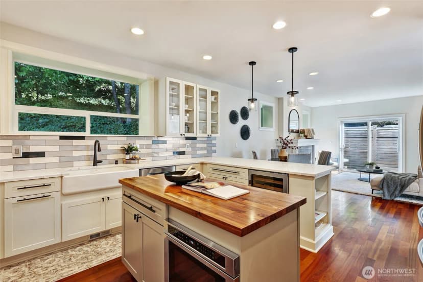 Property photo for 7808 45th Avenue Sw, Seattle photo 16