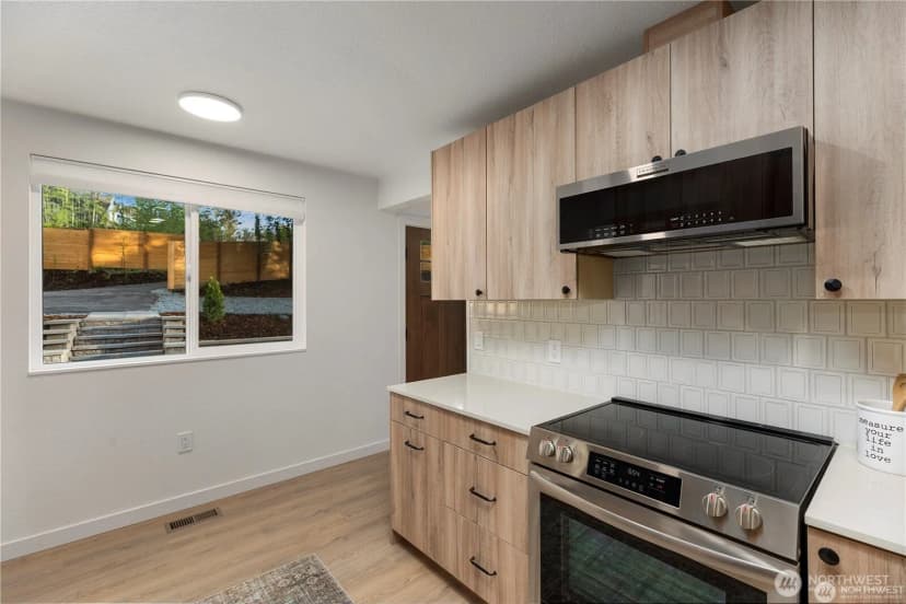 Property photo for 11109 Jovita Boulevard E, Edgewood photo 23