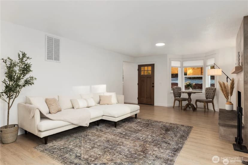 Property photo for 11109 Jovita Boulevard E, Edgewood photo 19
