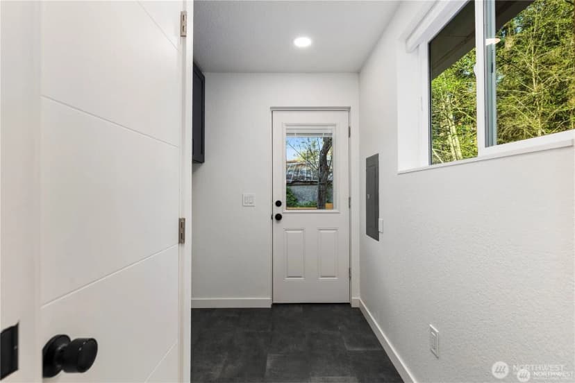 Property photo for 11109 Jovita Boulevard E, Edgewood photo 31