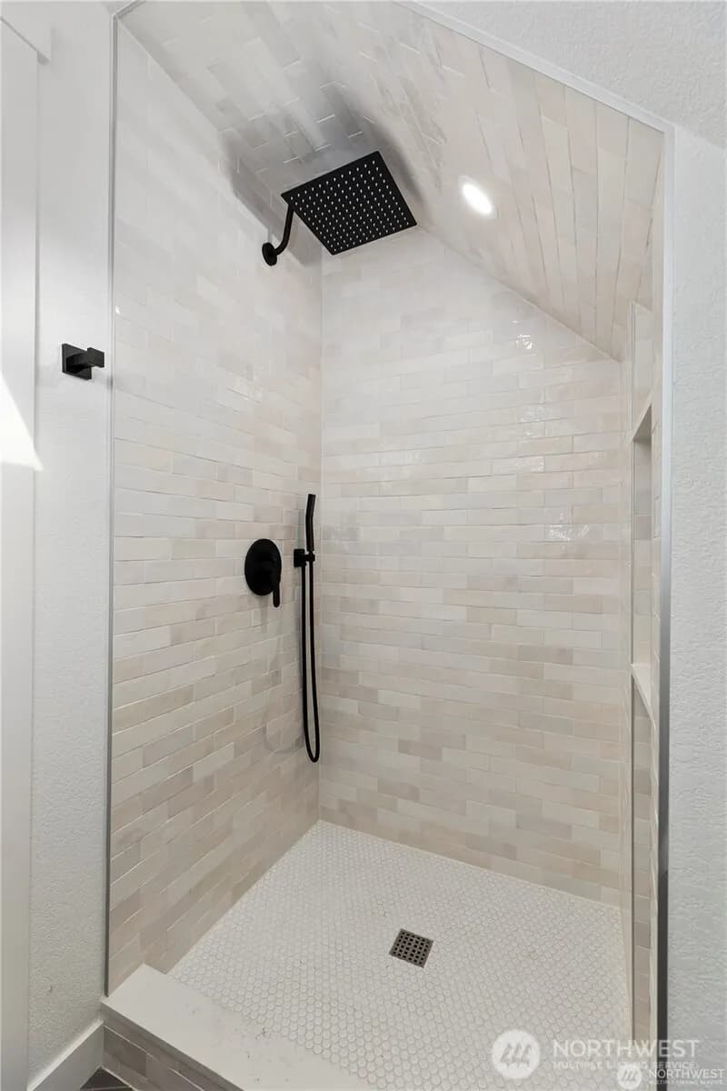 Property photo for 11109 Jovita Boulevard E, Edgewood photo 38