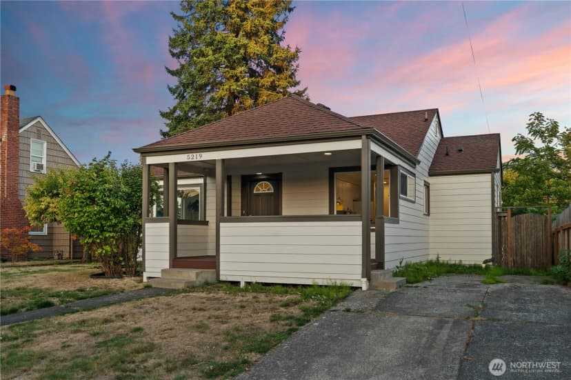 Property photo for 5219 S Thompson Avenue, Tacoma photo 2