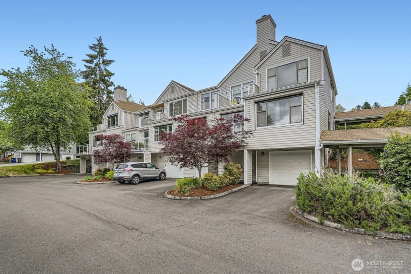 Property photo for 4105 Providence Point Drive Se, Issaquah photo 31