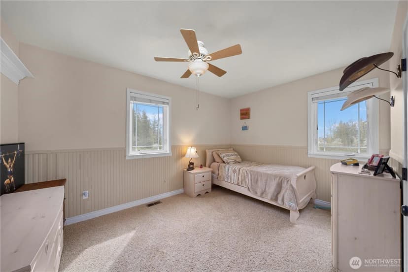 Property photo for 40122 268th Avenue Se, Enumclaw photo 15