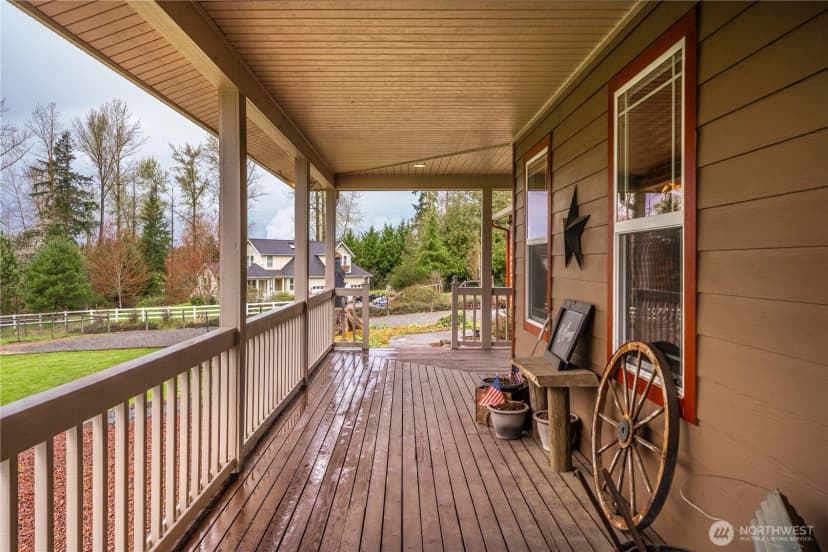 Property photo for 40122 268th Avenue Se, Enumclaw photo 3