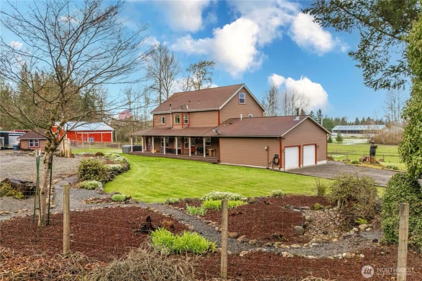 Property photo for 40122 268th Avenue Se, Enumclaw