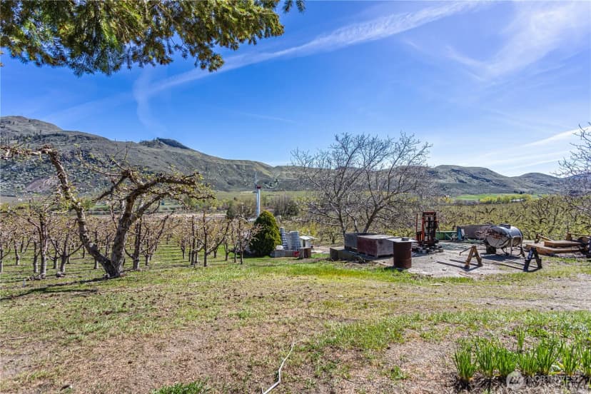 Property photo for 1096 Highway 7, Tonasket photo 30
