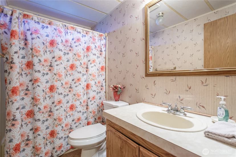Property photo for 1096 Highway 7, Tonasket photo 15