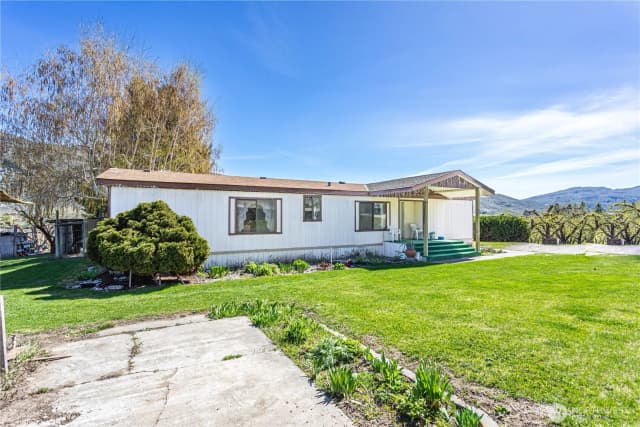 Property photo for 1096 Highway 7, Tonasket