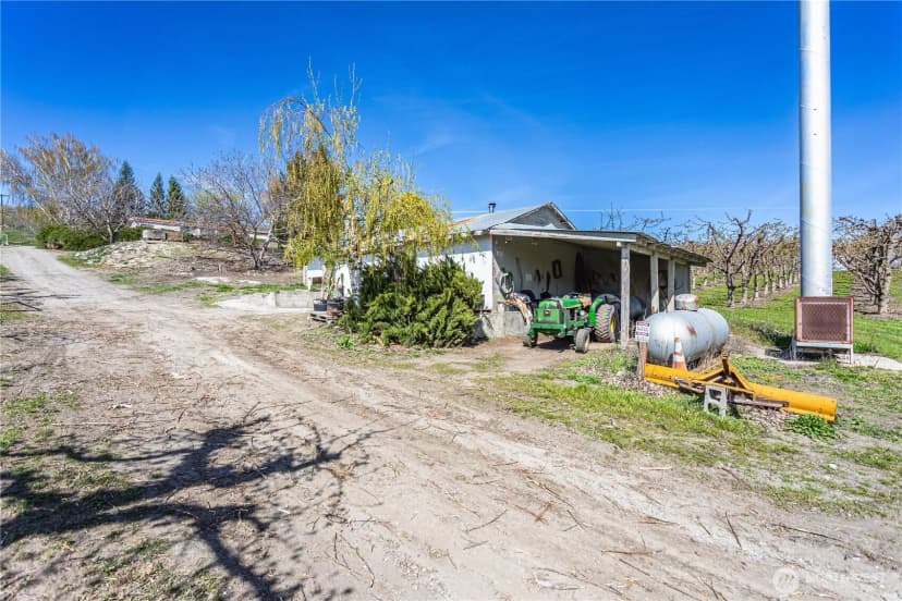 Property photo for 1096 Highway 7, Tonasket photo 26