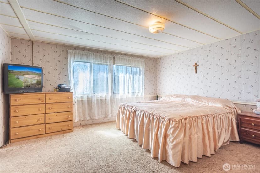 Property photo for 1096 Highway 7, Tonasket photo 8