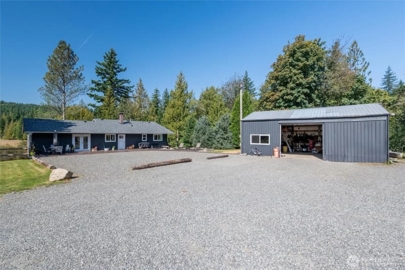 Property photo for 4955 South Pass Road, Sumas photo 37