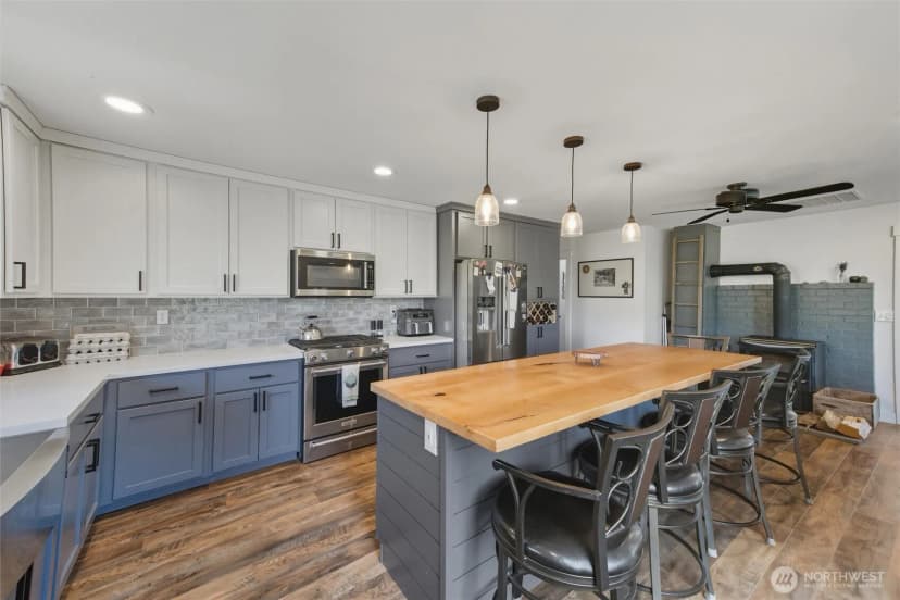Property photo for 4955 South Pass Road, Sumas photo 5