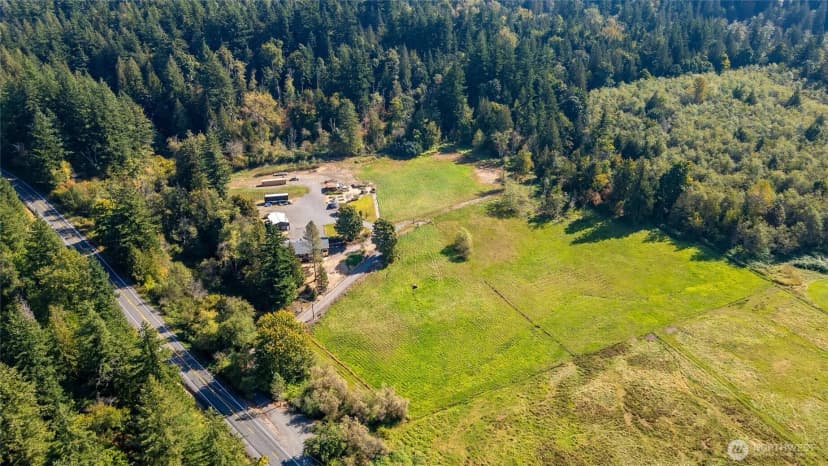 Property photo for 4955 South Pass Road, Sumas photo 31
