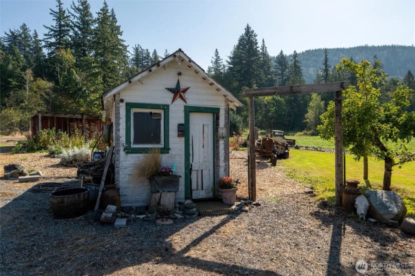 Property photo for 4955 South Pass Road, Sumas photo 38