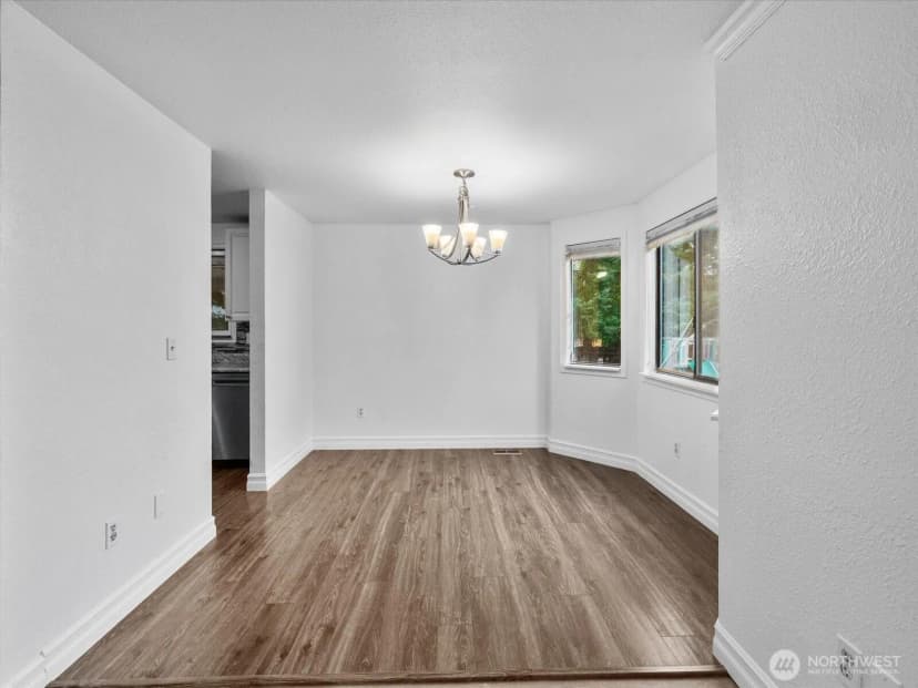Property photo for 12434 Se 274th Street, Kent photo 9