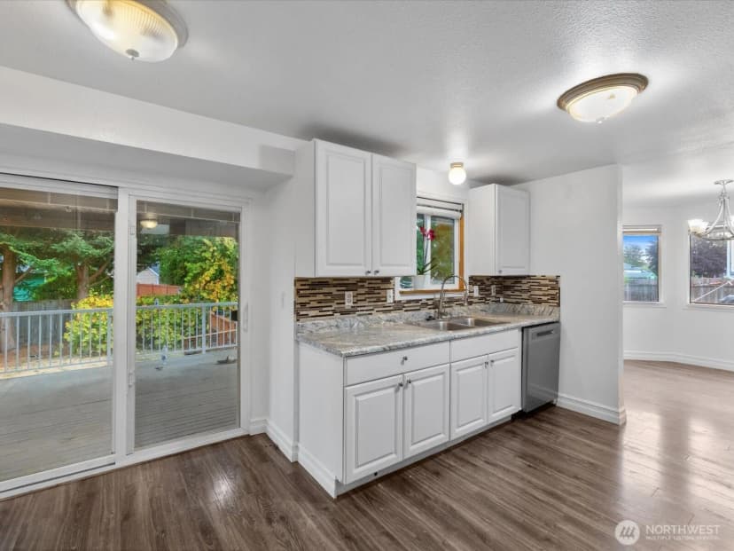 Property photo for 12434 Se 274th Street, Kent photo 14