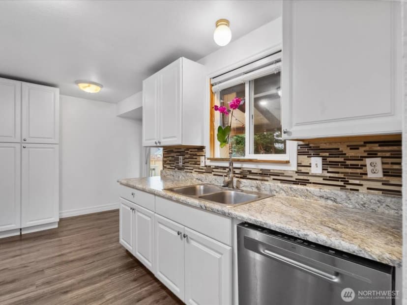 Property photo for 12434 Se 274th Street, Kent photo 12