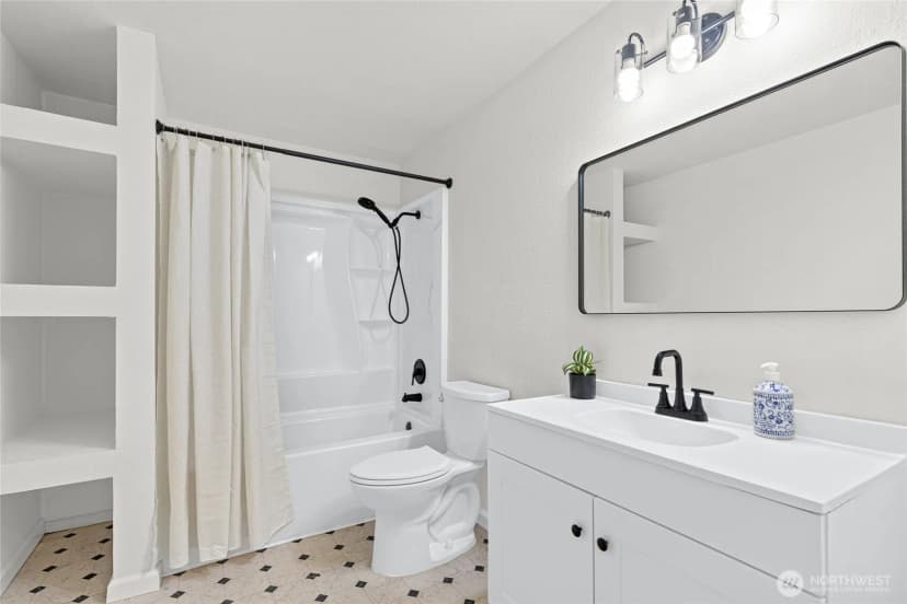 Property photo for 514 Se Pamela Drive, Lacey photo 20
