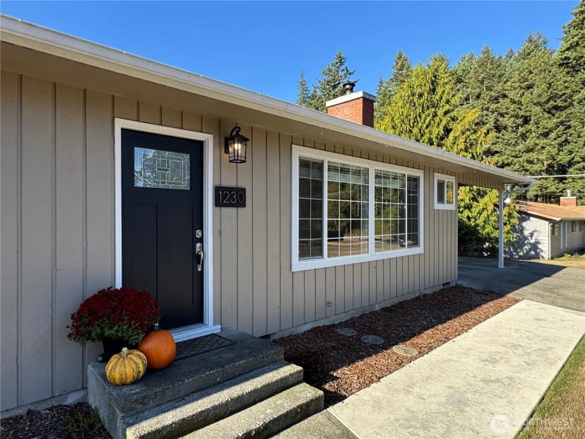 Property photo for 1230 W 18th Street, Port Angeles photo 7
