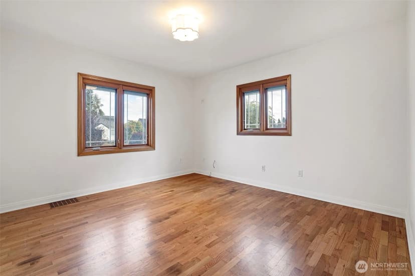 Property photo for 242 S 58th Street, Tacoma photo 12