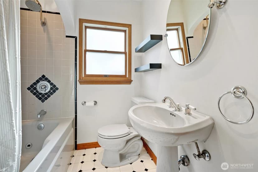 Property photo for 242 S 58th Street, Tacoma photo 11