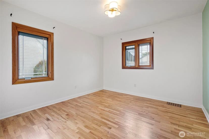 Property photo for 242 S 58th Street, Tacoma photo 10