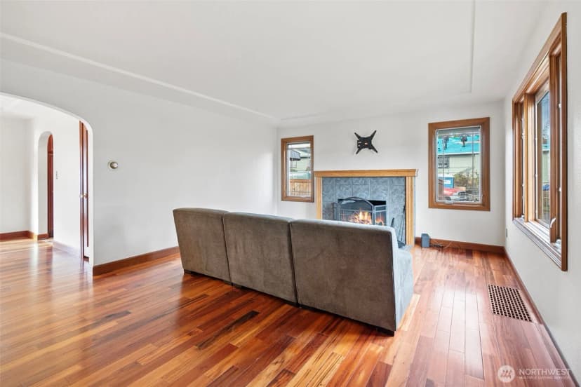 Property photo for 242 S 58th Street, Tacoma photo 4