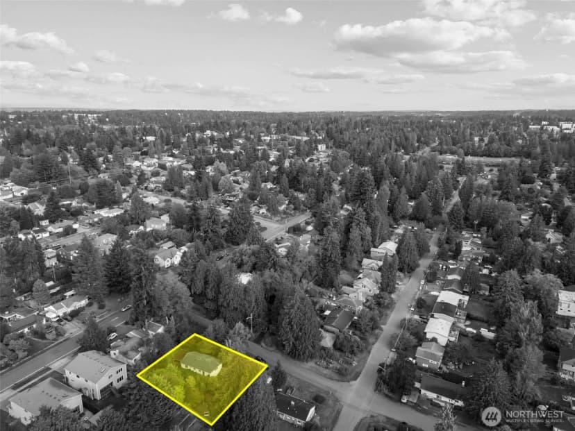 Property photo for 1011 Ne 158th Street, Shoreline photo 30