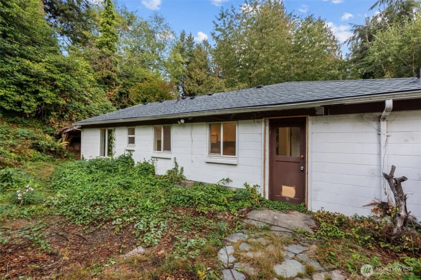 Property photo for 1011 Ne 158th Street, Shoreline photo 28