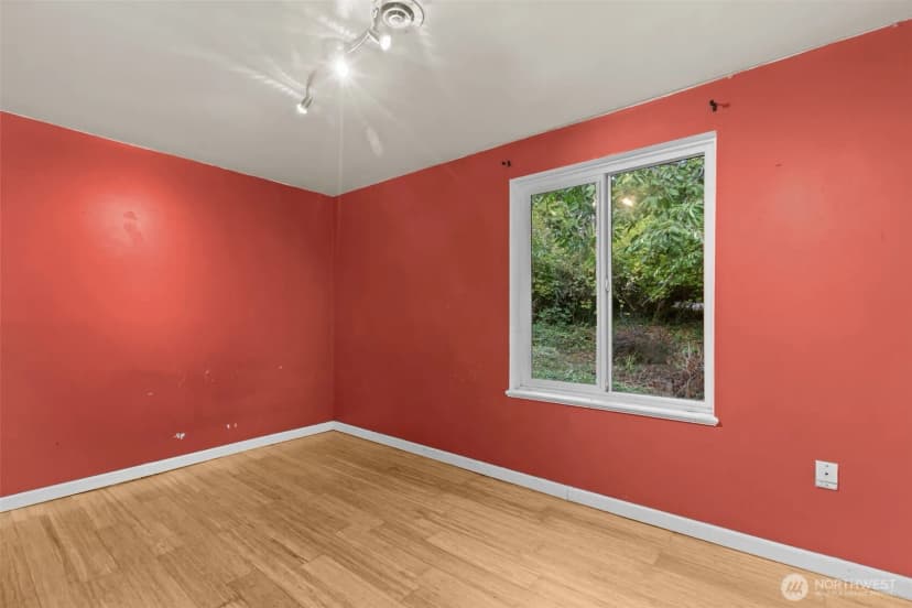 Property photo for 1011 Ne 158th Street, Shoreline photo 23