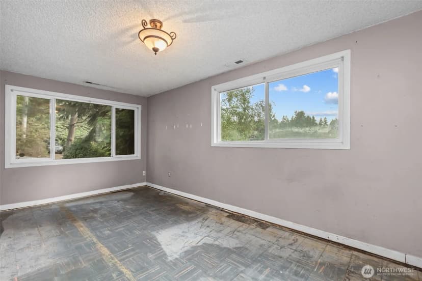 Property photo for 1011 Ne 158th Street, Shoreline photo 14