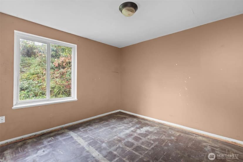 Property photo for 1011 Ne 158th Street, Shoreline photo 19