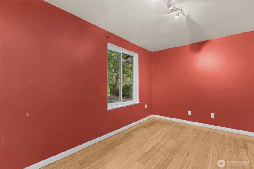 Property photo for 1011 Ne 158th Street, Shoreline photo 24