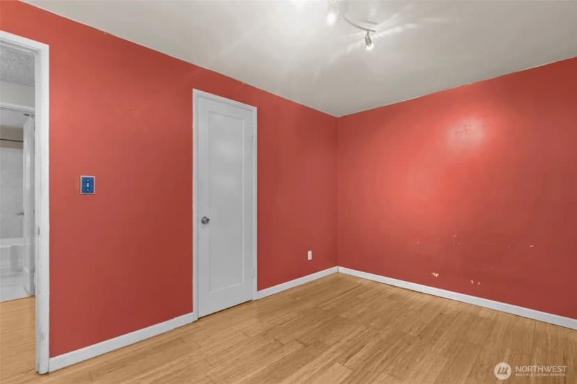 Property photo for 1011 Ne 158th Street, Shoreline photo 26