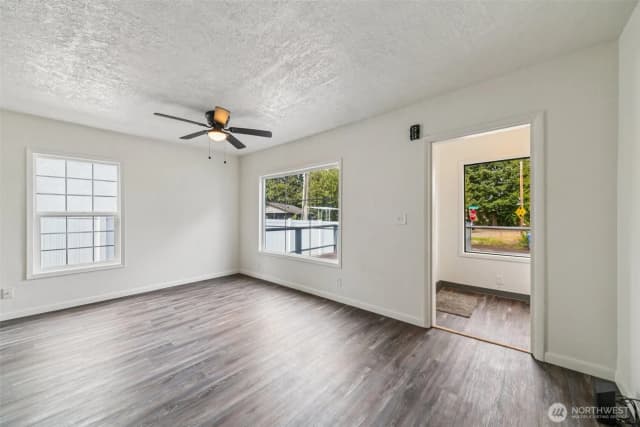 Property photo for 1602 Jefferson Street, Kelso photo 4