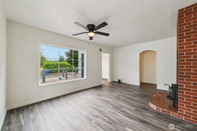 Property photo for 1602 Jefferson Street, Kelso photo 5