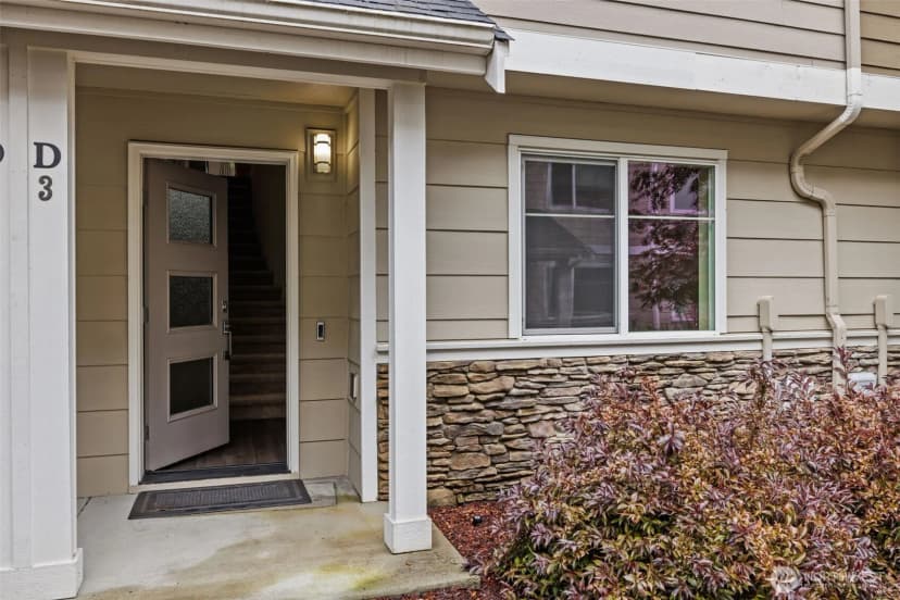 Property photo for 12925 3rd Avenue Se #d3, Everett photo 32